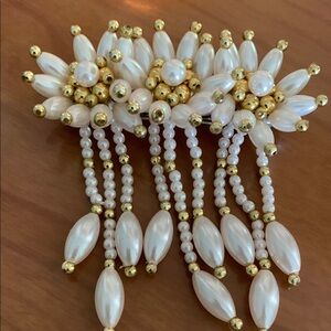 Elegant White and Gold Hair Accessory with Cascading Beads